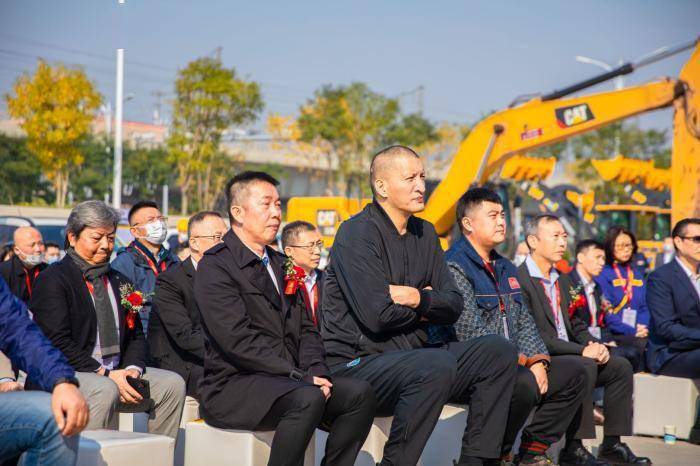 广东|巴特尔点评赵睿沈梓捷 寄语球员要“忠于所爱”