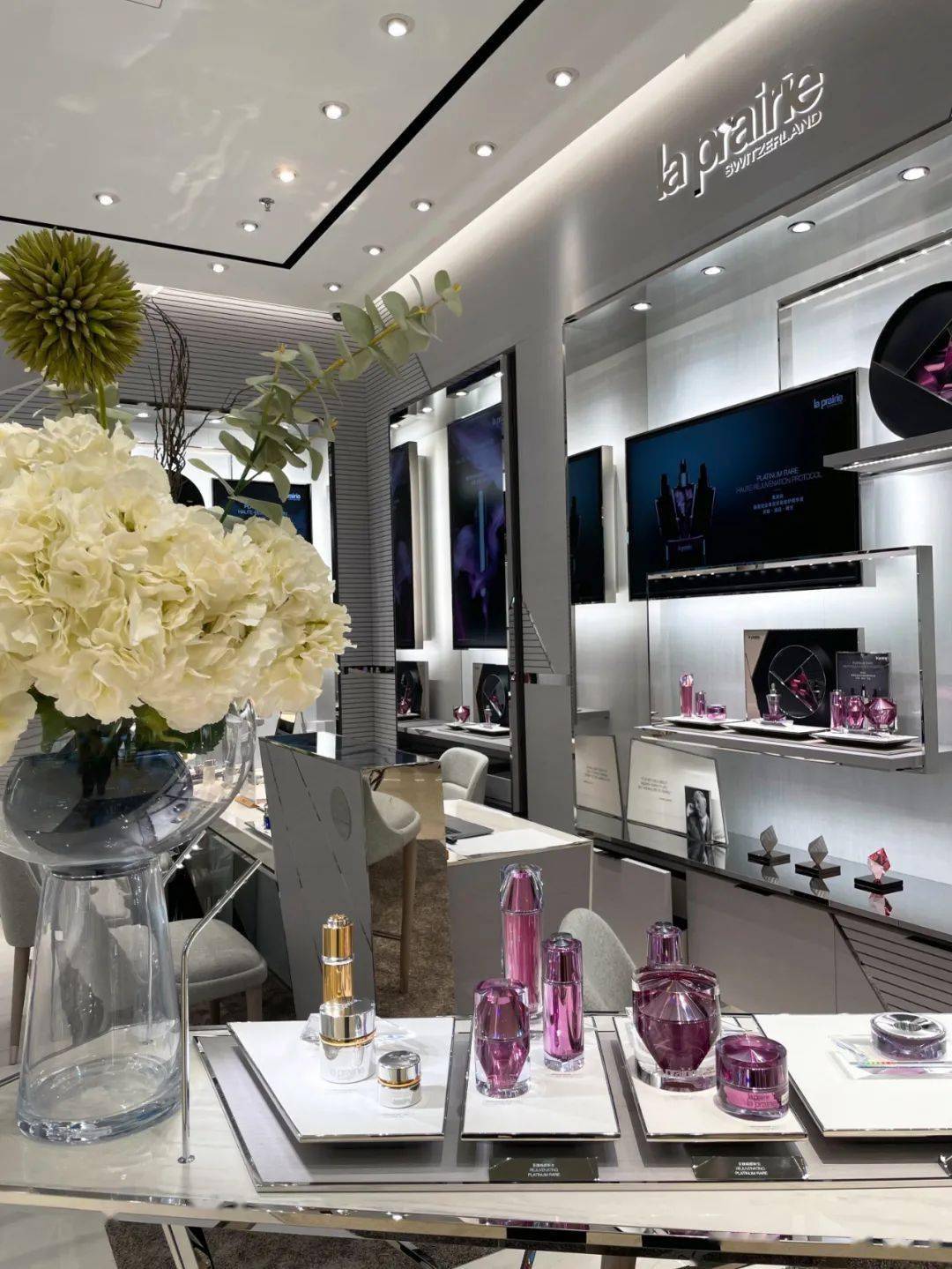 高奢护肤品牌莱珀妮入驻温州银泰世贸店