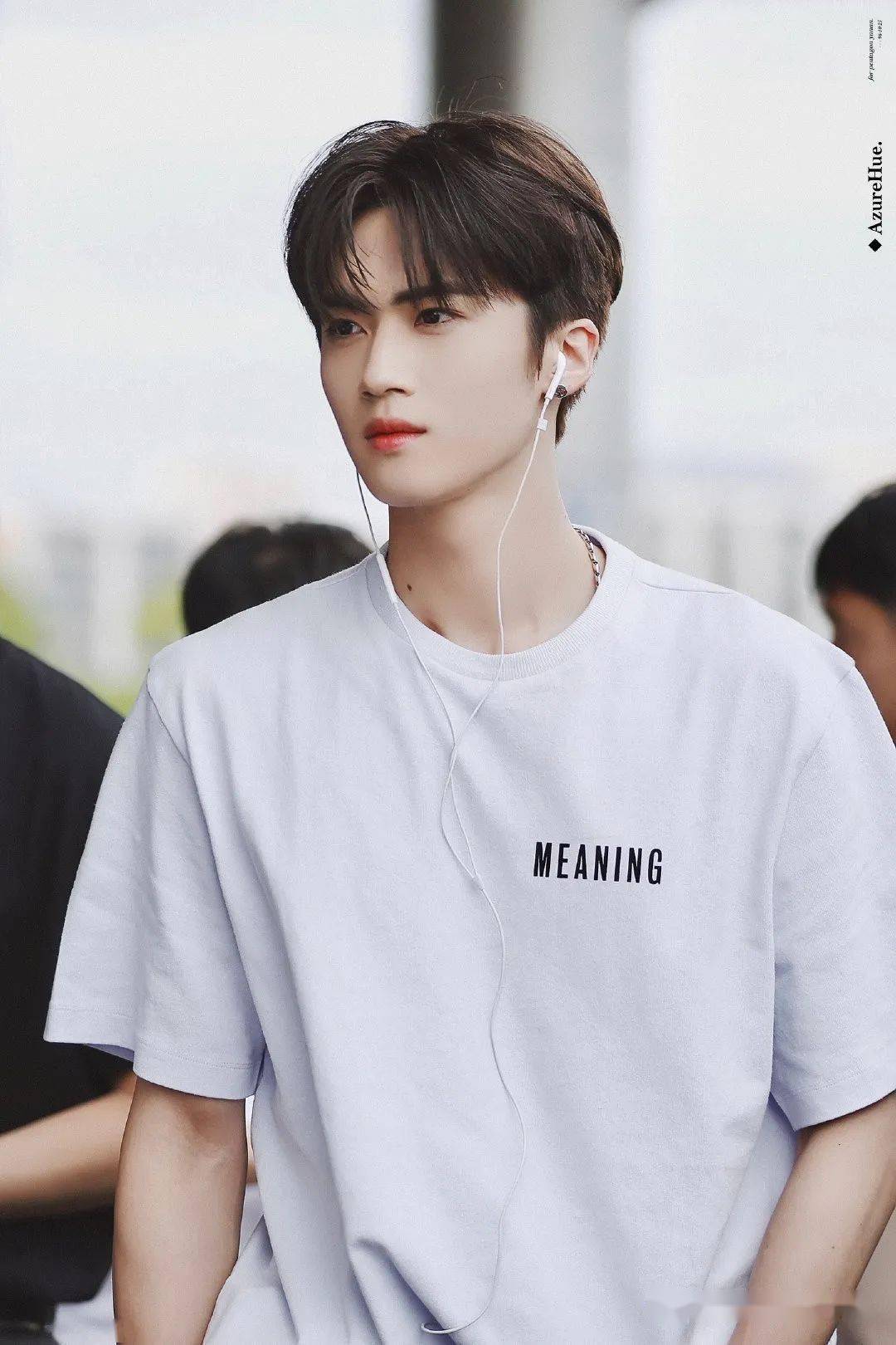 闫桉饰演霍然▲张腾饰演寇忱