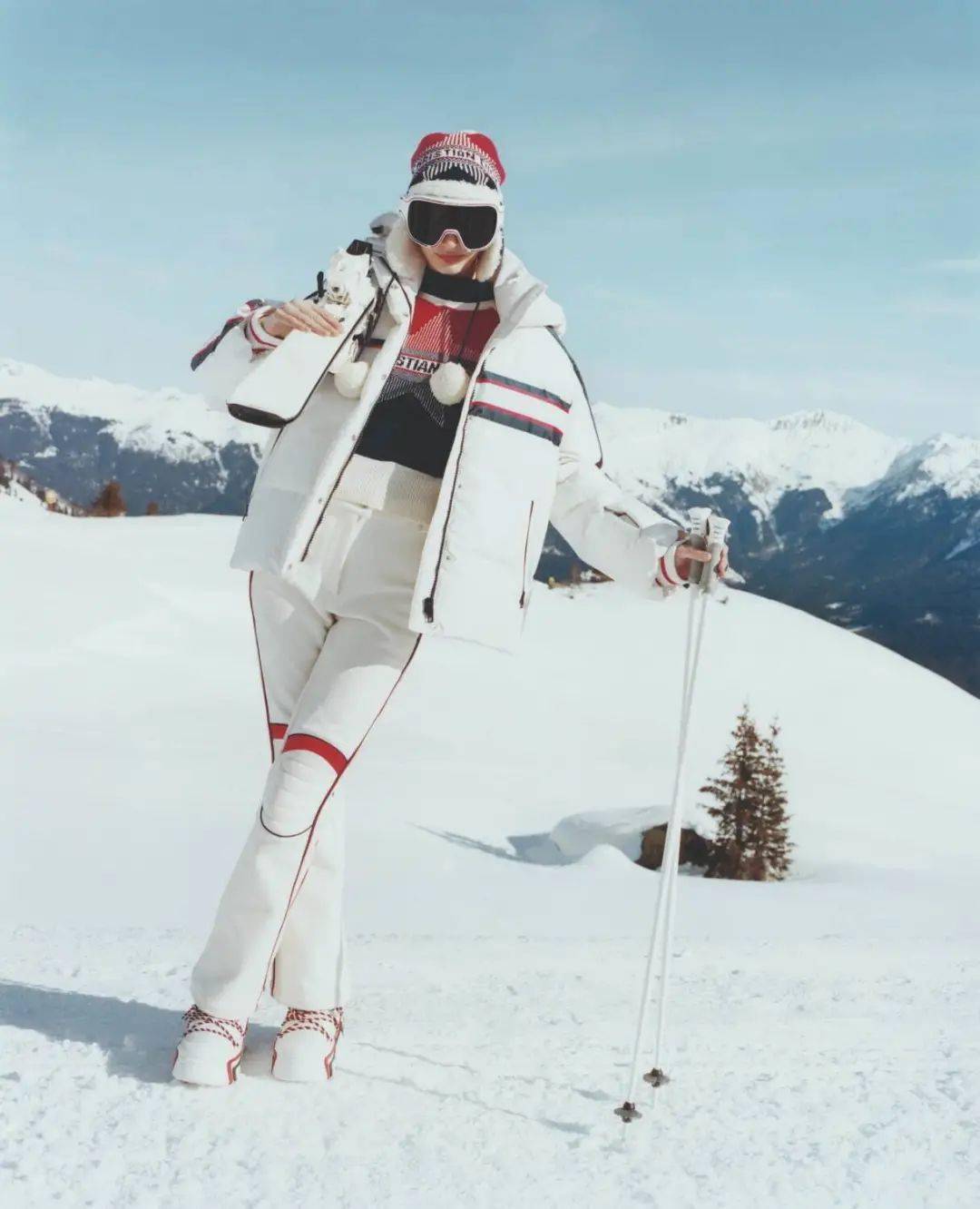 奥运会滑雪衣服图片