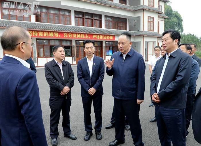宋朝华在眉山乐山自贡宜宾调研时强调 奋力开创新时代人大代表工作新