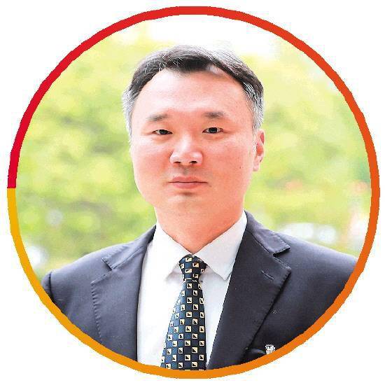 市人大代表龙胜各族自治县县委书记雷陈做好两山转化这篇大文章