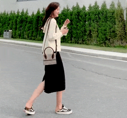 名媛 搭配神器！秋冬必入针织裙，保暖又显瘦，穿出优雅名媛气质，承包你的整个秋冬！