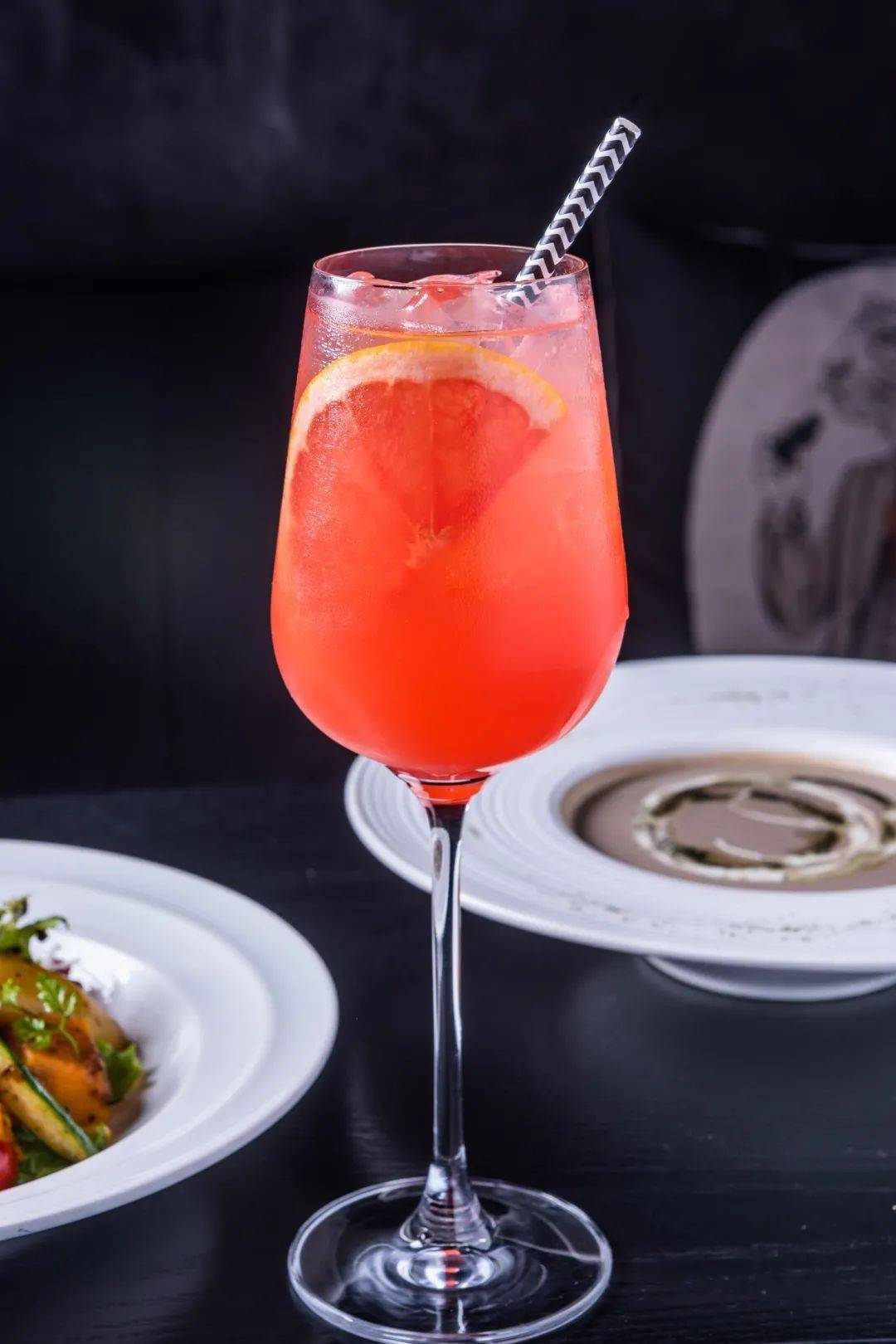 外滩cr西班牙餐厅598元购门市价2090元3人餐礼和洋行