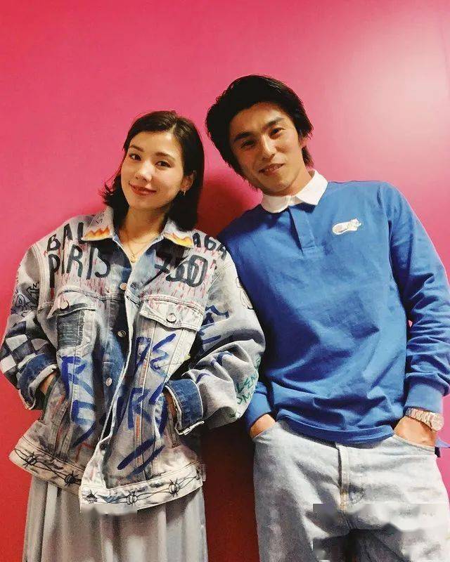 奉子成婚8年,这对日本明星夫妇的恩爱日常甜死人!
