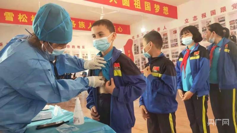 全民|新疆喀什：免费体检让居民健康无忧