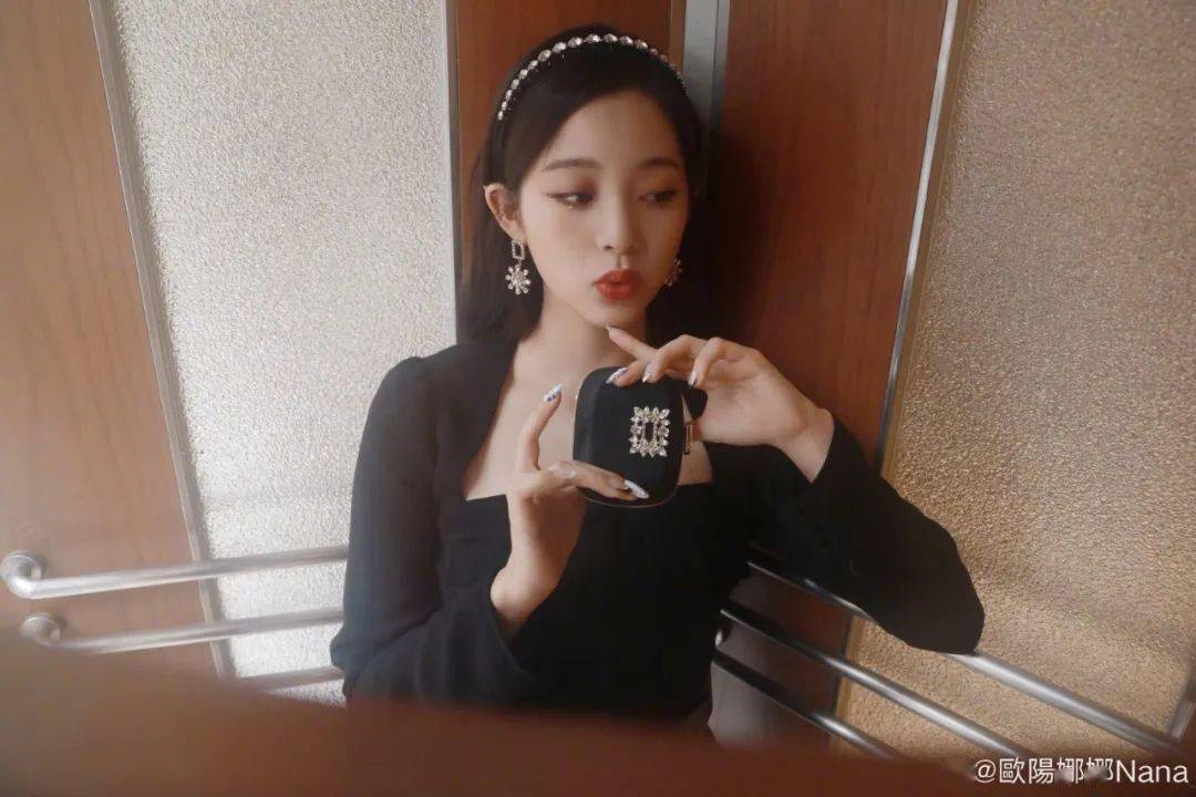 杨单欧阳娜娜火遍全网的甜欲风“千金妆”教科书来了！
