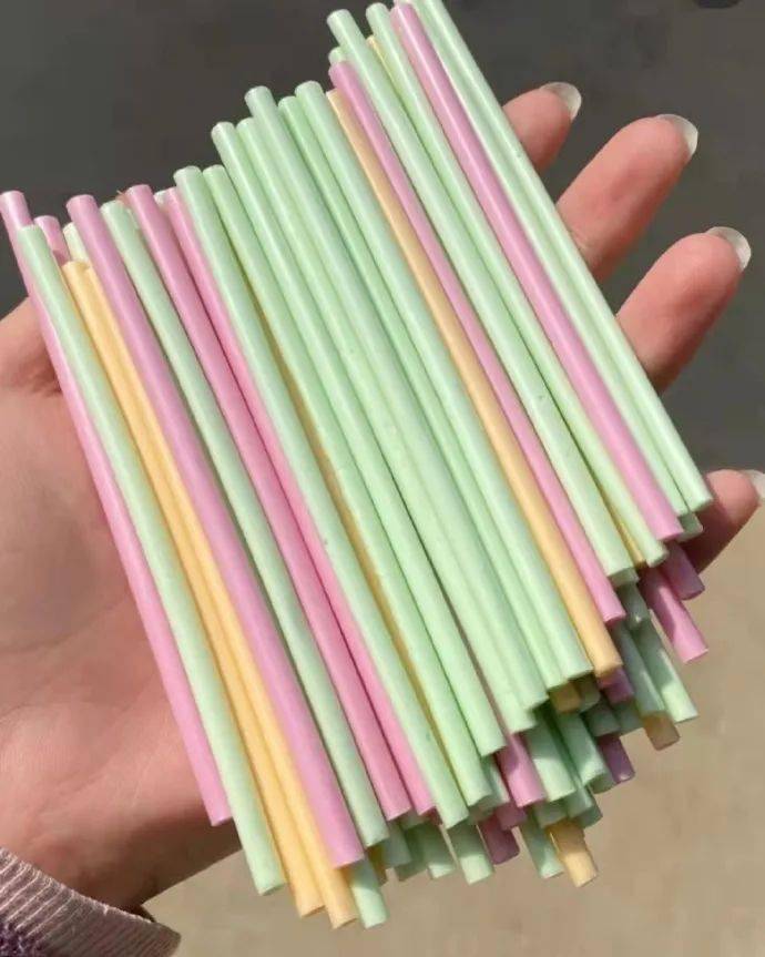 带着|暴露年龄的时候到了，这些“奶奶辈”的零食你吃过几样？