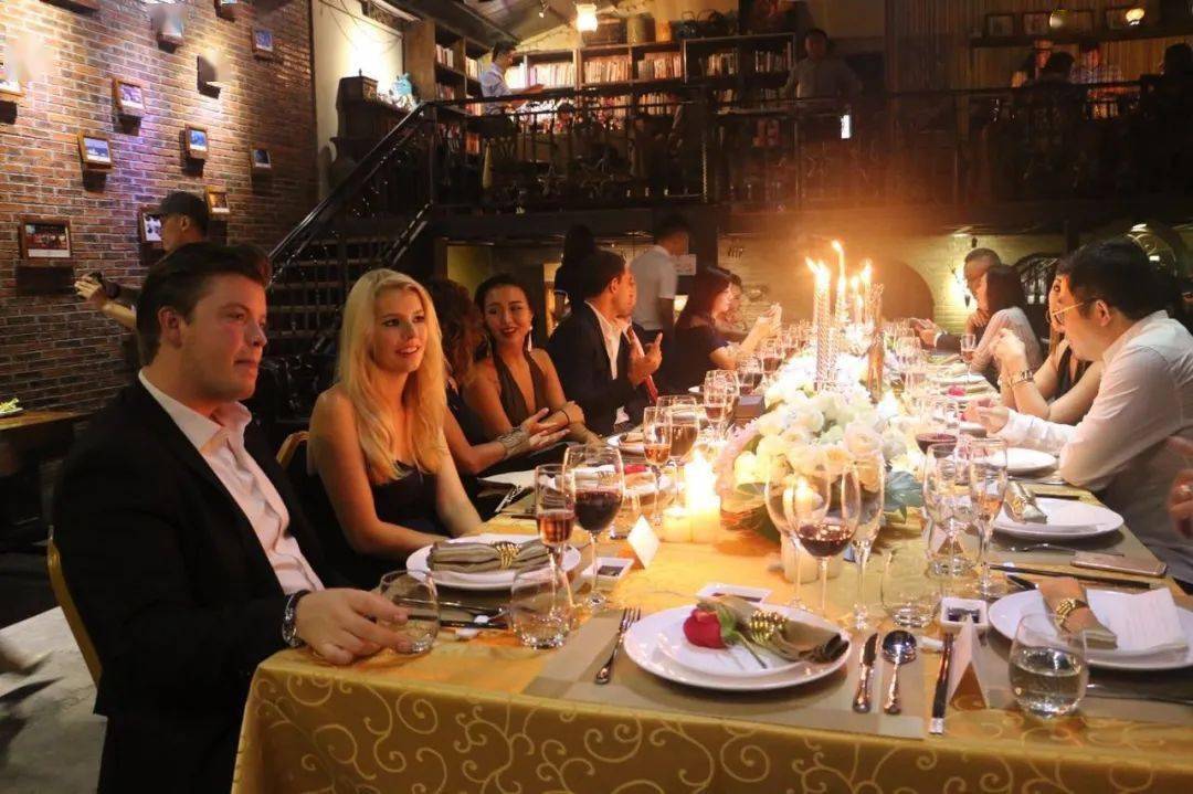 豪宅,游艇,高尔夫…深圳富人的生活方式是怎样的?