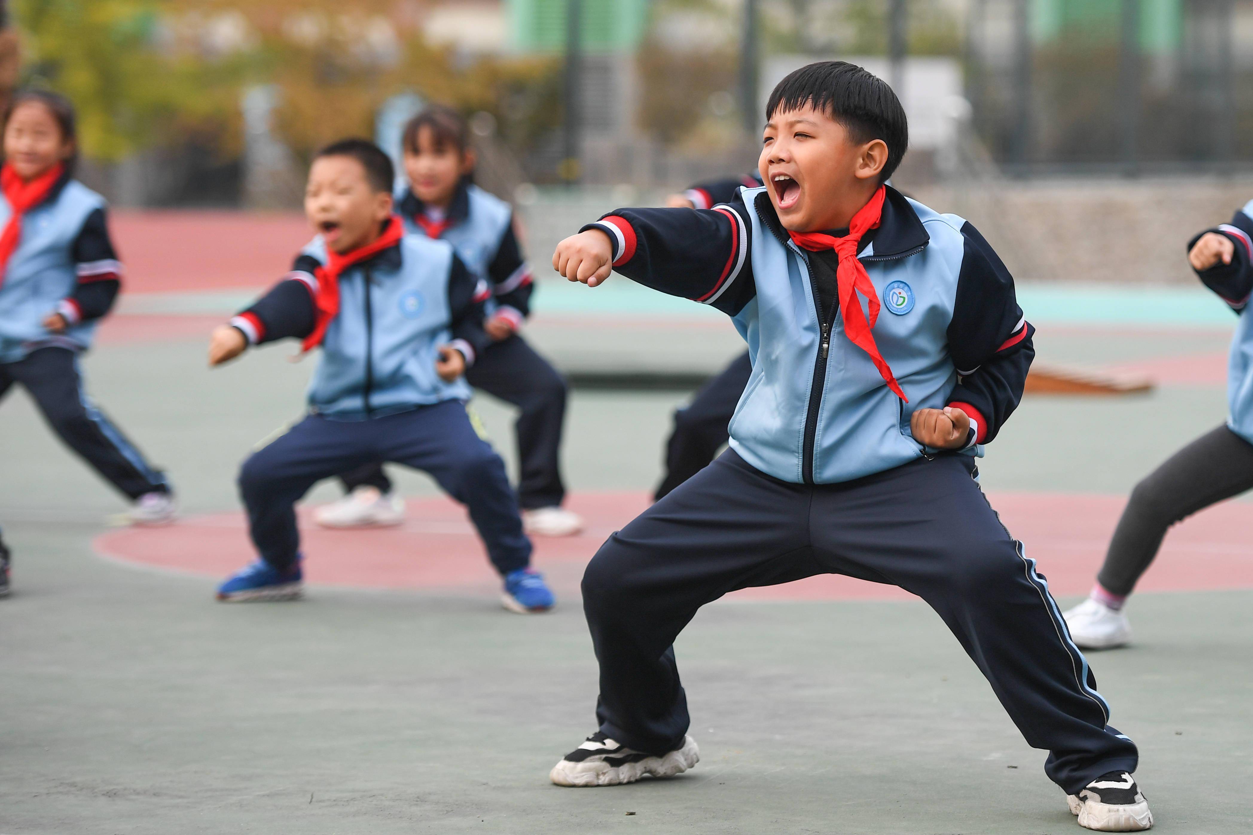传统武术丰富多彩校园