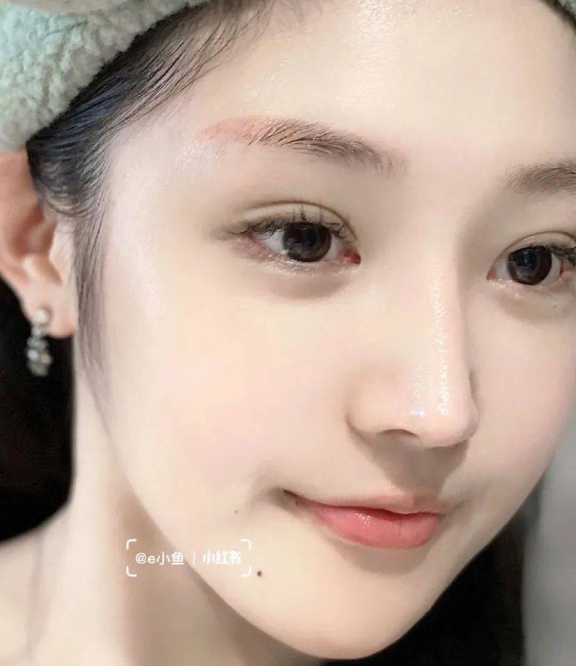 兰蔻手慢无！3.7折抢王牌抗衰精华兰蔻小黑瓶，维稳修护一瓶搞定