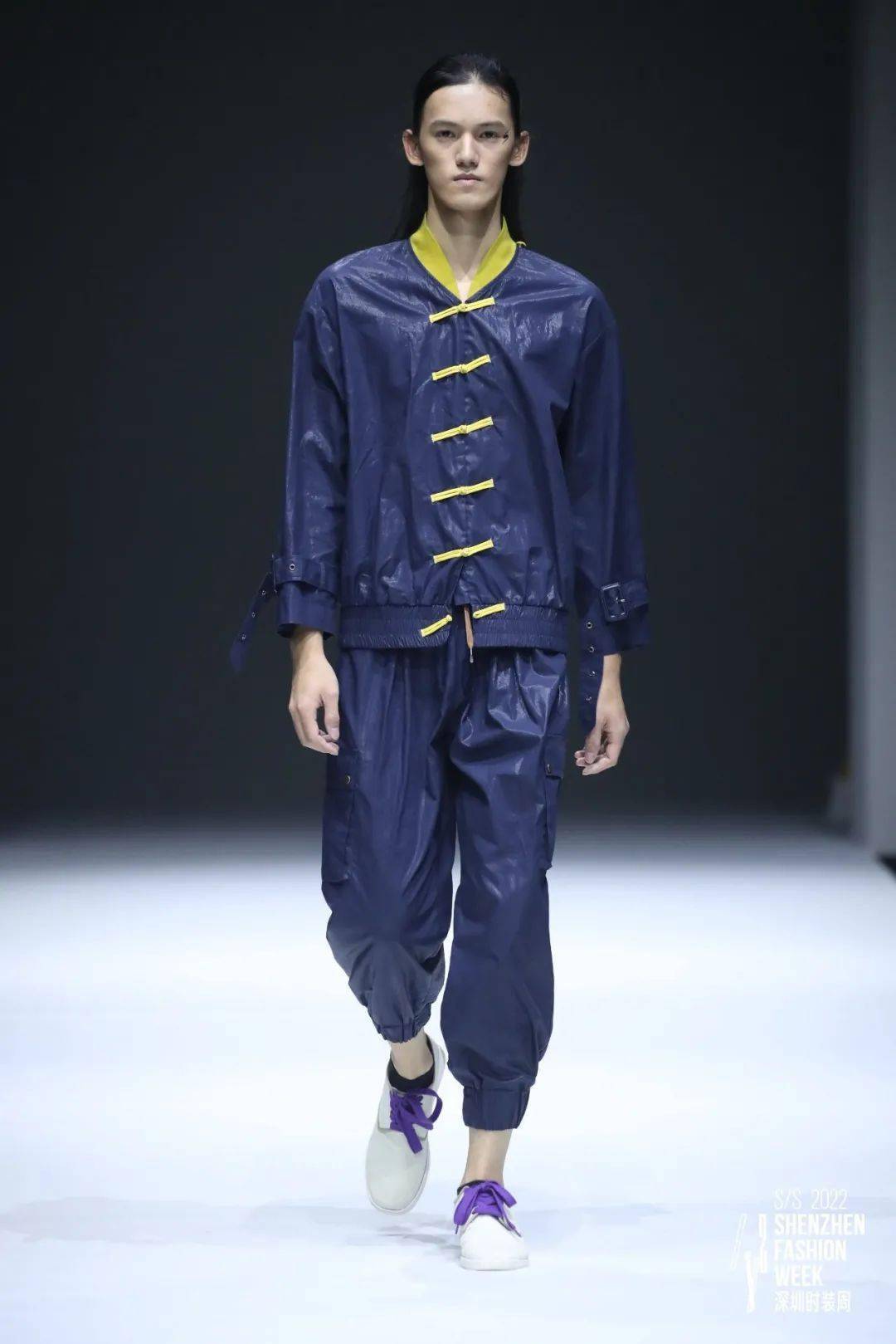 服装 S/S2022深圳时装周｜DAY4：别样角度，诠释「型」之烂漫