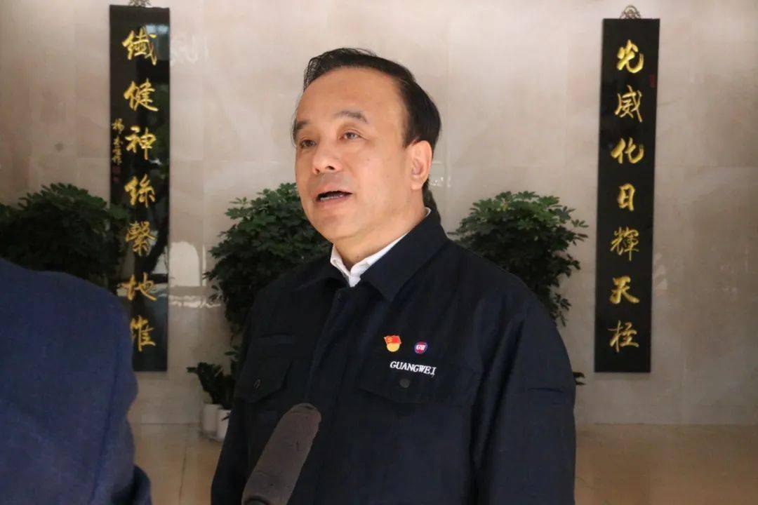 对于此次签约,光威复材董事长卢钊钧说:"在公司发展过程中,威海市,区