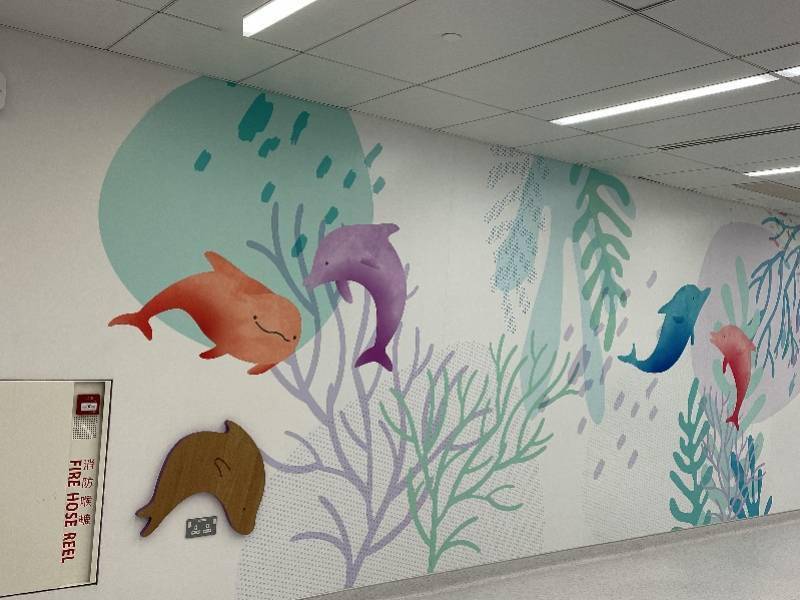 动物香港有家最不像医院的医院得奖无数，连画墙上的动物都得微笑