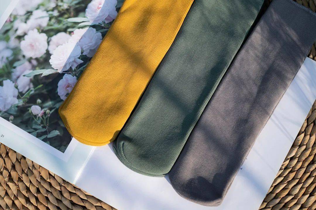 袜子|5元1双上架爆卖的火炉袜，3D高颜值，再也不怕脚冷....