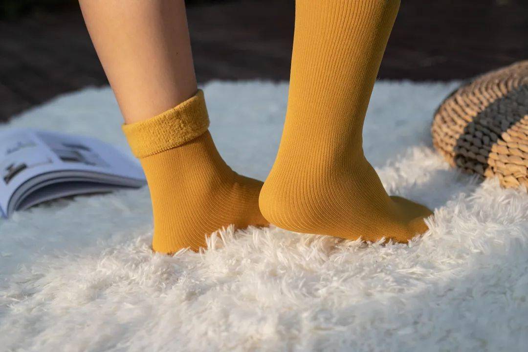 袜子|5元1双上架爆卖的火炉袜，3D高颜值，再也不怕脚冷....