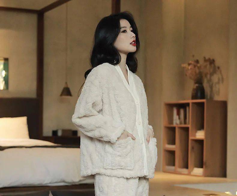 分之一 又美又舒服的毛绒家居服，软糯温暖堪比裸睡，让我待在家里再也不想出去了！