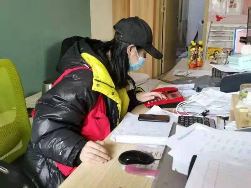 火焰|疫情中火焰蓝这样“秀恩爱”