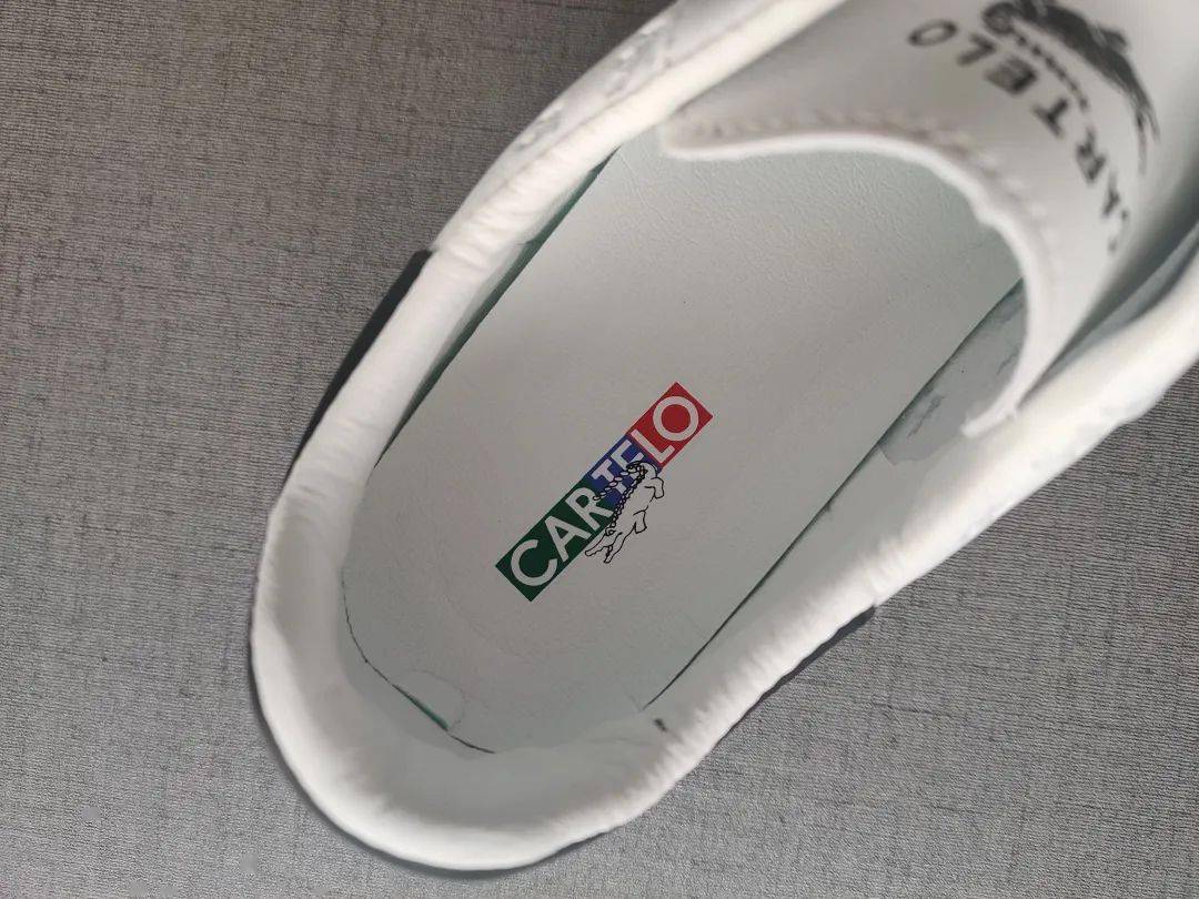 设计 卡帝乐鳄鱼小白鞋 耐污抗造