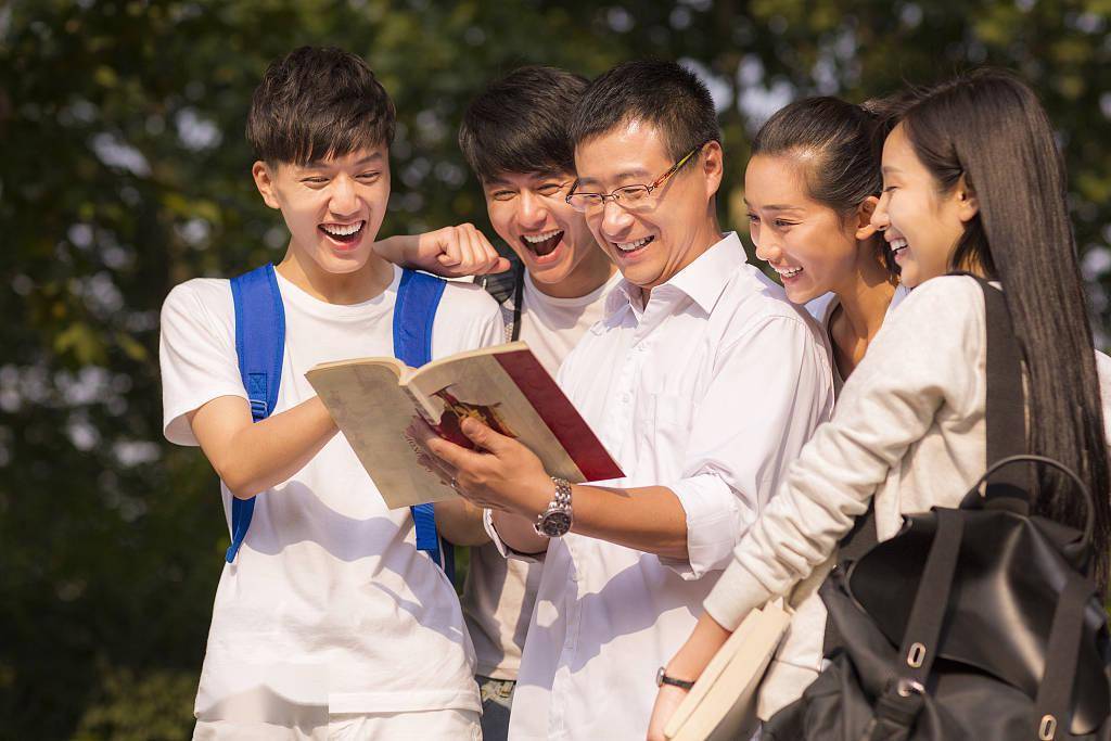 美媒：中国将发展高质量职业教育 