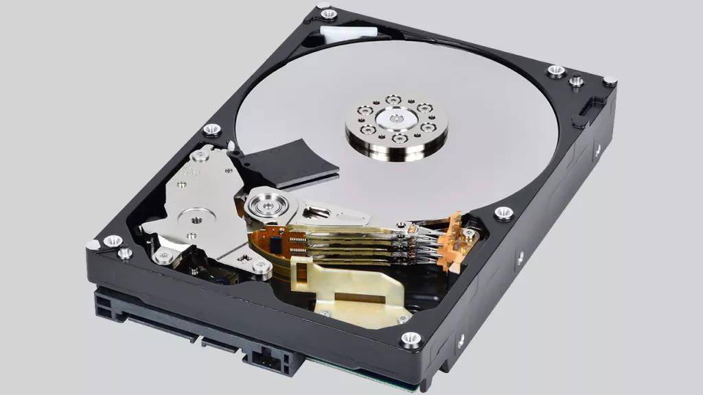 Backblaze 公布第三季机械硬盘故障率：HGST 依旧保持最低