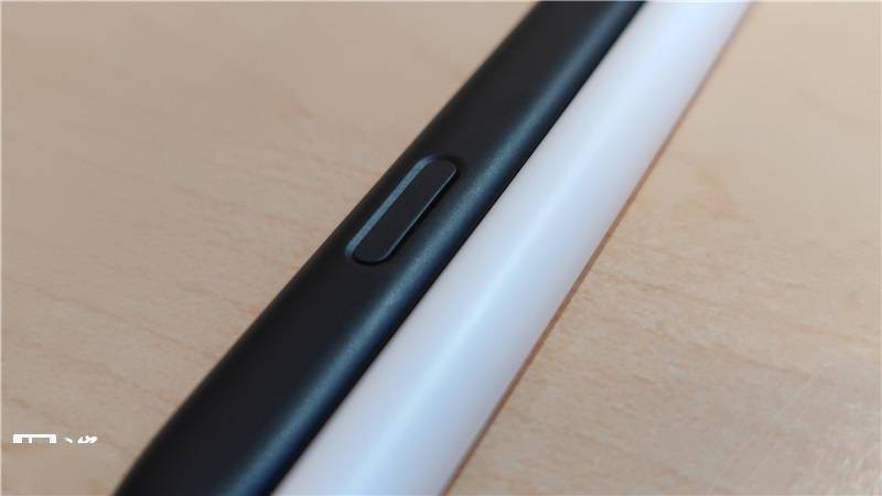 Surface Pro 8 新一代触控笔深度评测：科学阐述 Surface 触控笔的逆袭