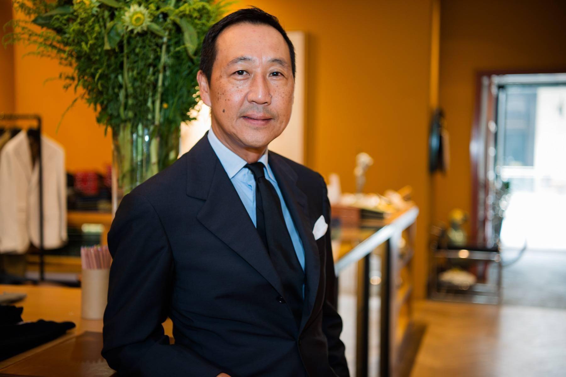 同样是西装穿搭,为啥这位64岁日本大叔,就能成为"天花板"?