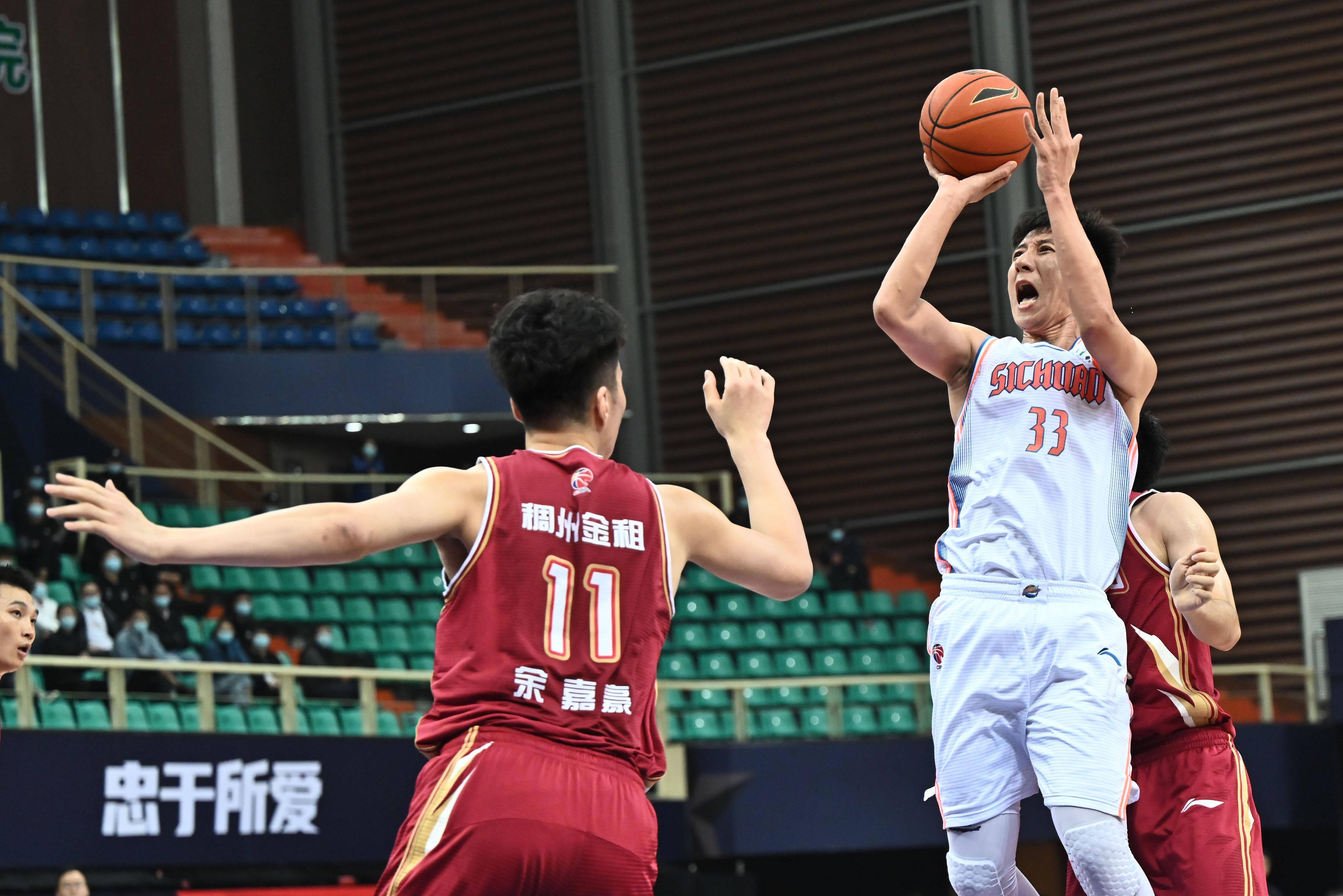 篮球——cba第一阶段:四川金荣实业不敌浙江稠州金租_比赛