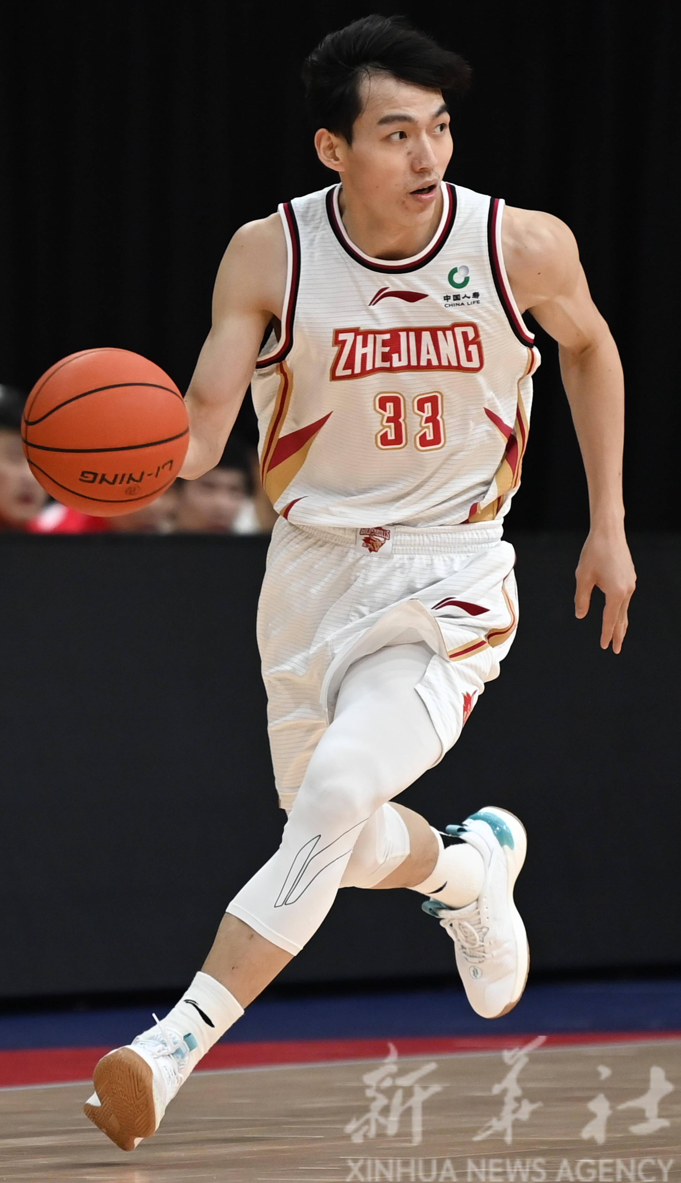 篮球——cba第一阶段:浙江稠州金租胜苏州肯帝亚