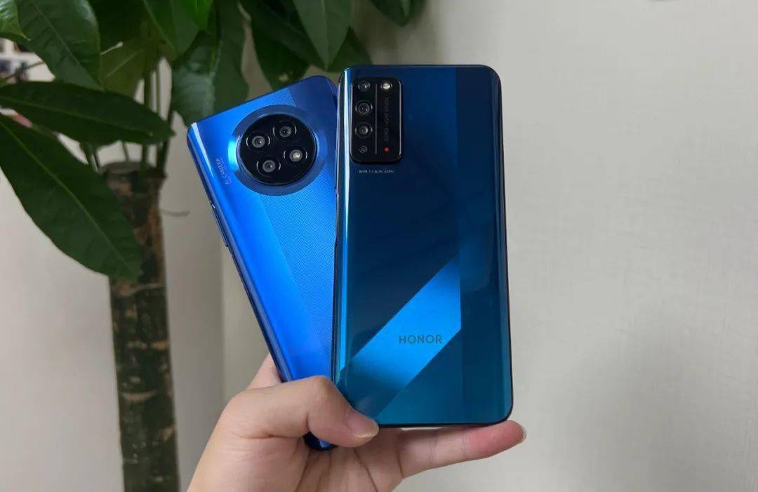 小伙伴|【行情】1199元的荣耀X10现在还值得买吗 麒麟820+22.5W充电