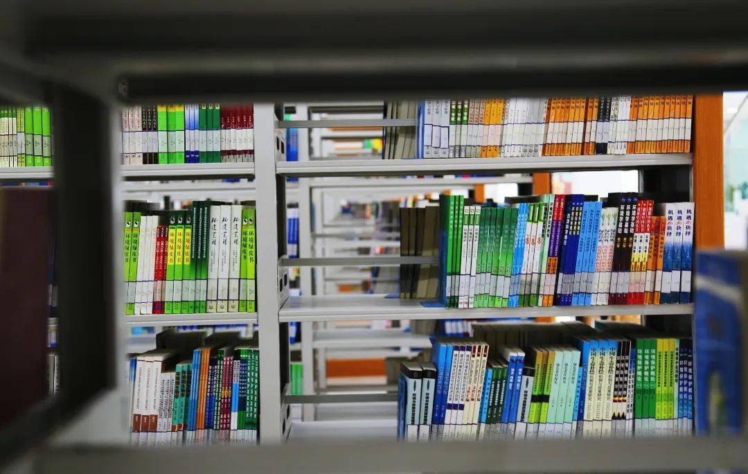 气味图书馆遇见最美的你