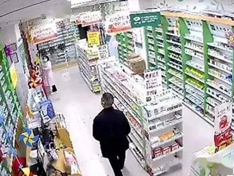 家长质疑百家惠卖错药：女童服错药嗜睡 监管局