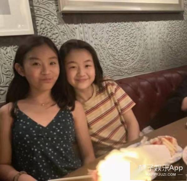 电影|还记得吴君如陈可辛的女儿吗？“小肥鸡”越长越好看了