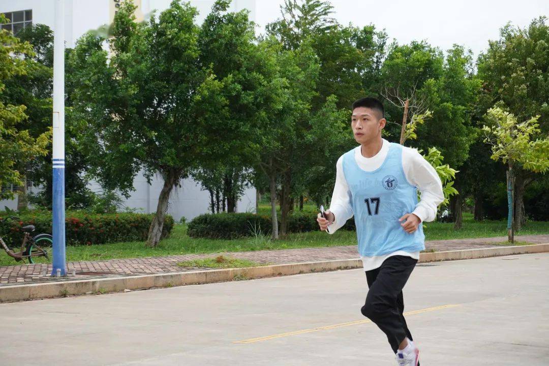 浙大宁波理工学院跑步图片
