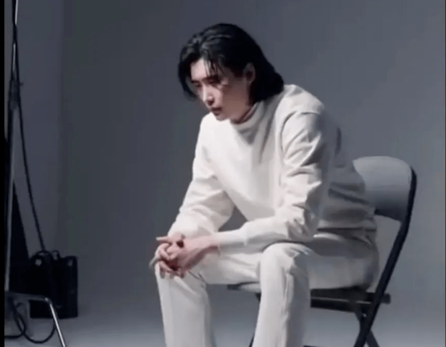 俞承豪|发福发面发腮，帅哥们的花期为何如此短暂？