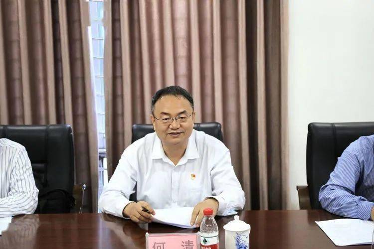 何清赴东方参加户外劳动者服务站揭牌仪式并调研基层工会阵地建设工作