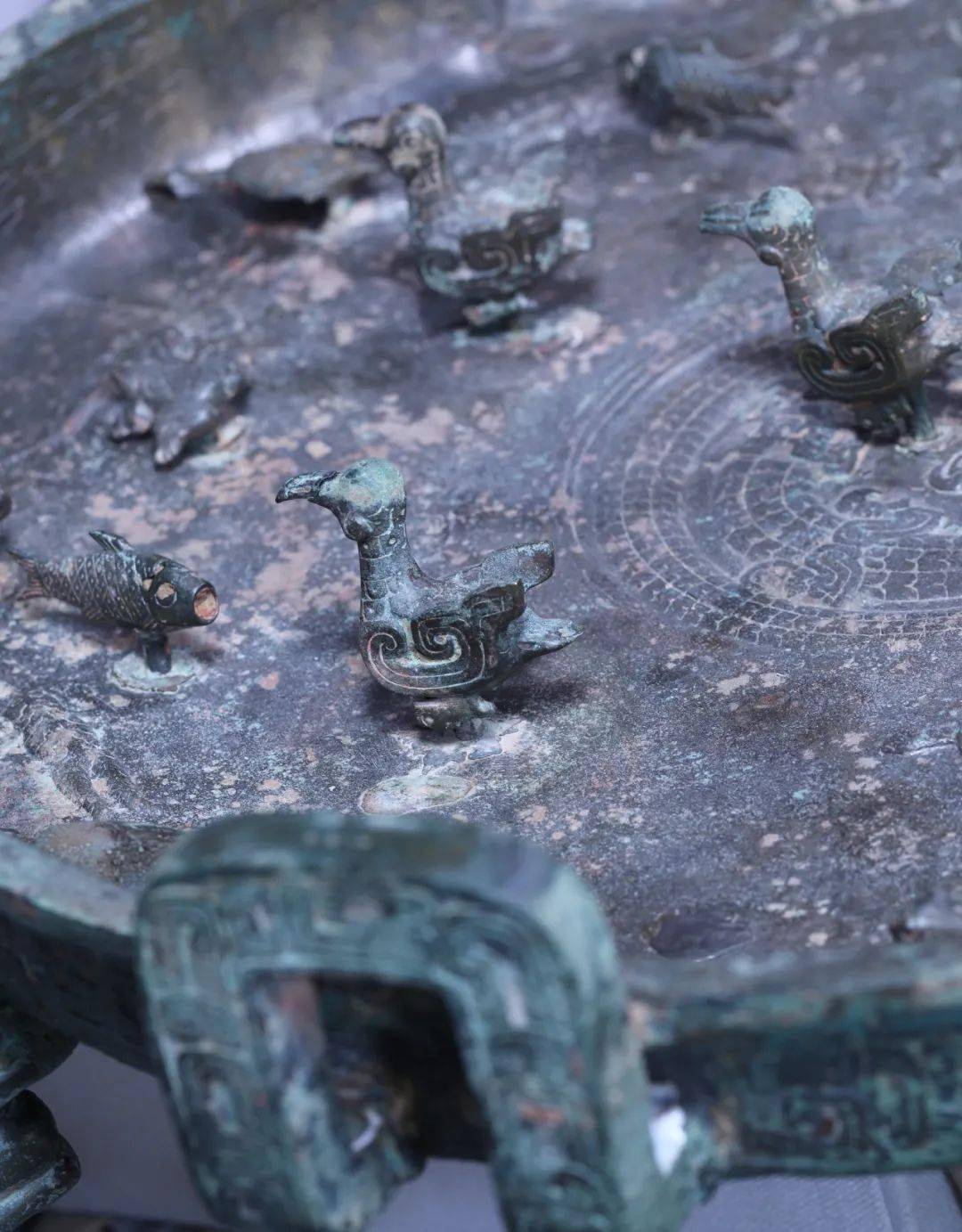 学闻苏荣誉匠心与贪心以晋公盘为代表的古代中原青铜盘