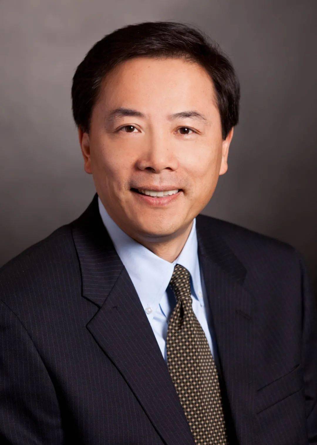 启明星67专访云合智网曹图强国产网络交换芯片如何提到高铁速度