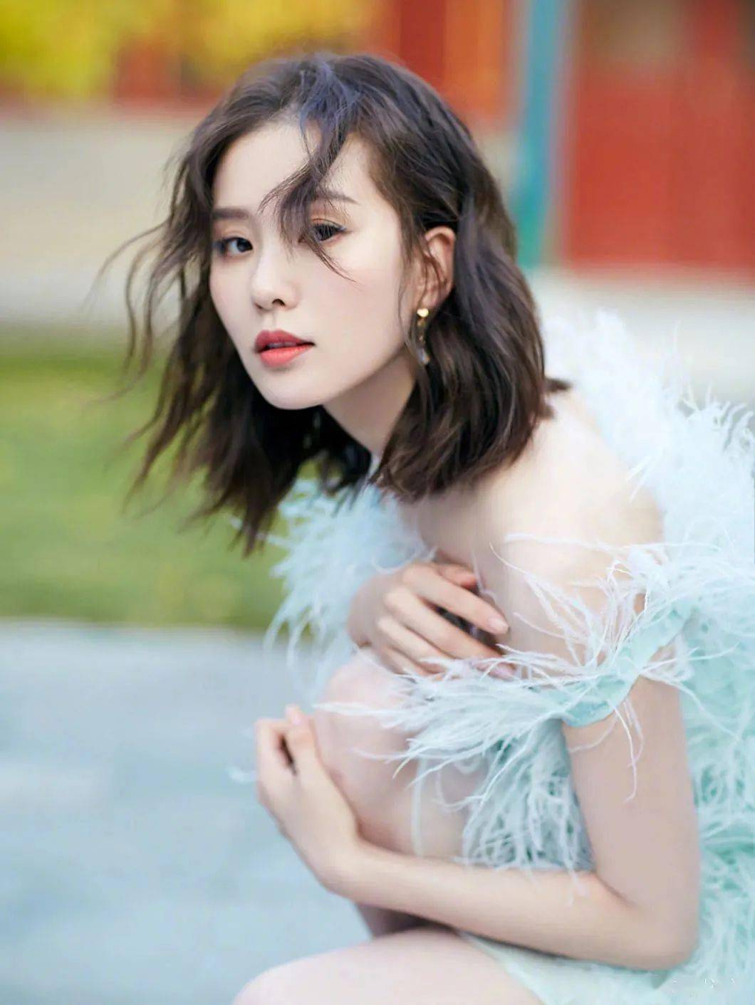 卷发剪完短发后，刘诗诗又来骗我留长发了！