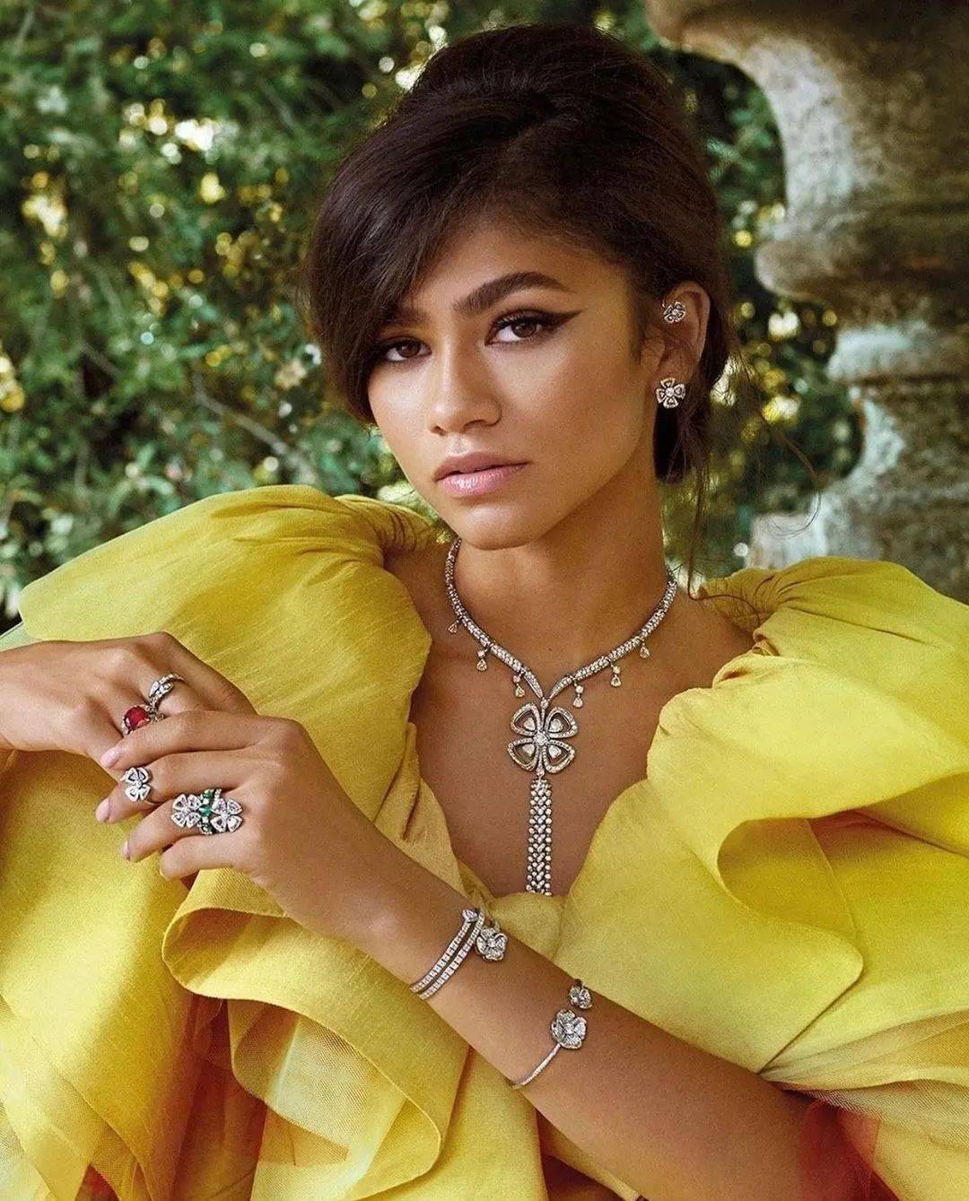 团队时尚奥斯卡CFDA 今日举办，新生代偶像Zendaya 获得时尚偶像奖！