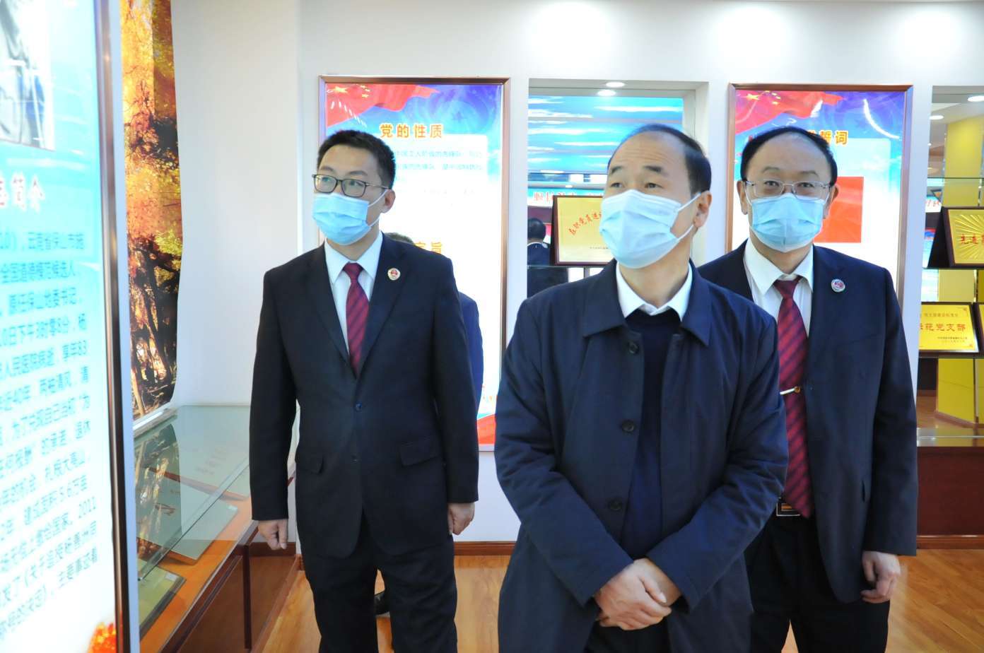 酒泉:徐志强到市人民检察院调研