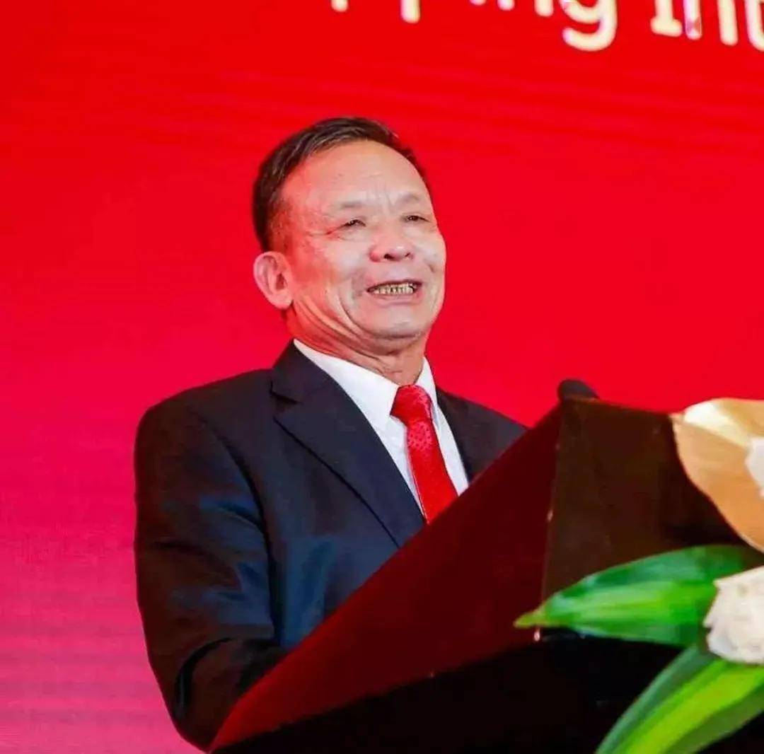 福建"隐形"玻璃大王:打造玻璃制造龙头企业,坐拥675亿财富_李贤义