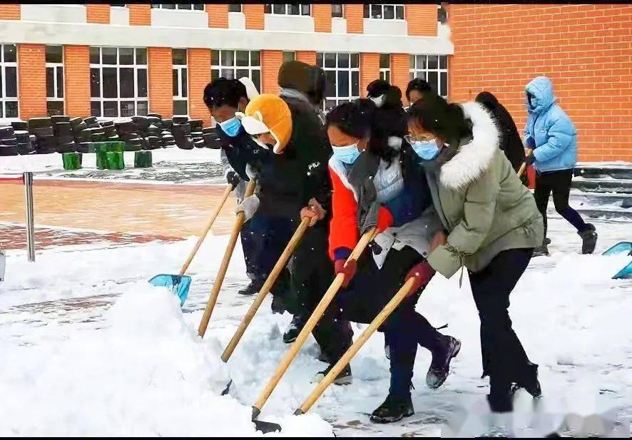 家长|雪之初，童之趣——第五幼儿园2021年初雪小记