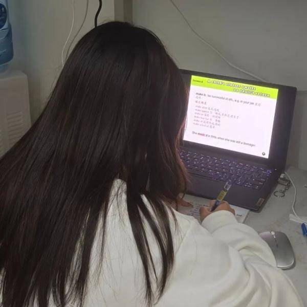 大学城|大连30余名大学城学生确诊！他们的“隔离日记”看哭……