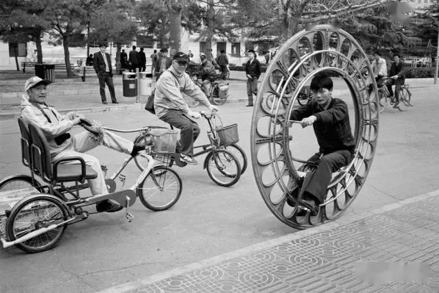 设备要单反何用？手机照样拍出自行车大片！