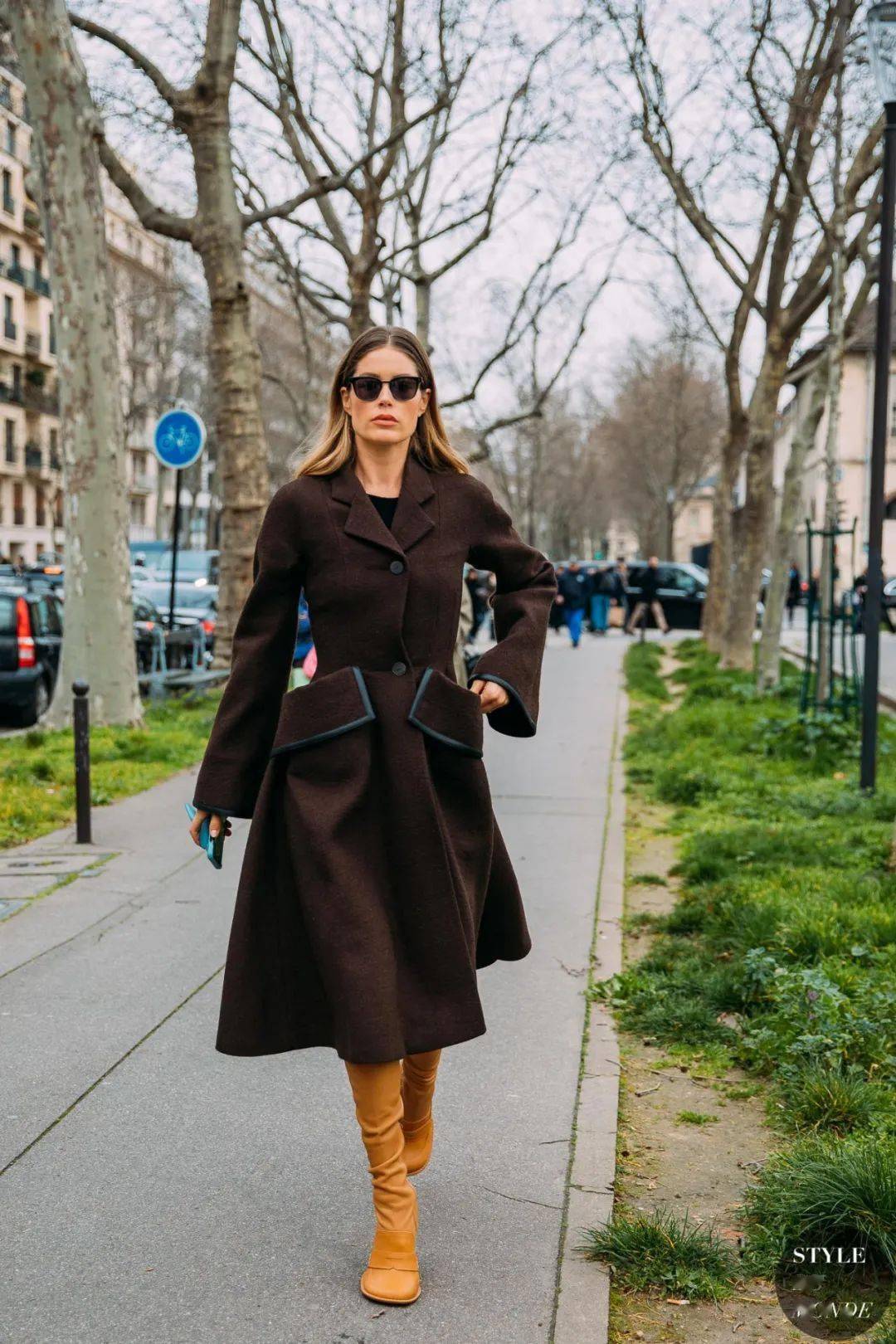 做工 一件双面呢大衣要好几万?凭什么这么贵?