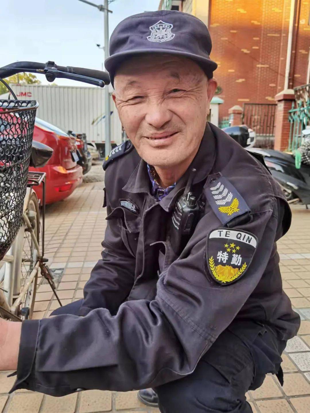 梁师傅你笑起来真好看