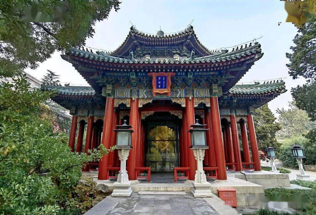 细赏北海之阐福寺万佛楼