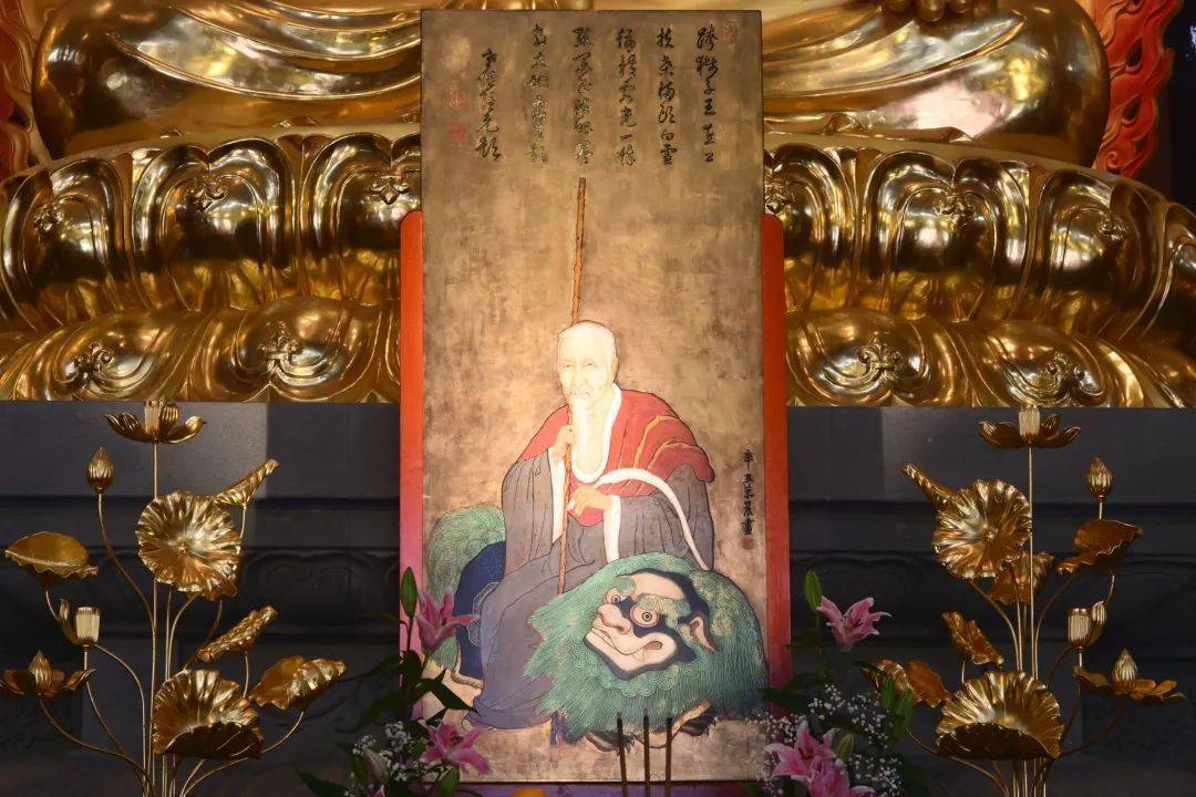 隐元禅师,东渡日本,举扬宗风,在京都宇治开辟"京都黄檗山万福寺,开创