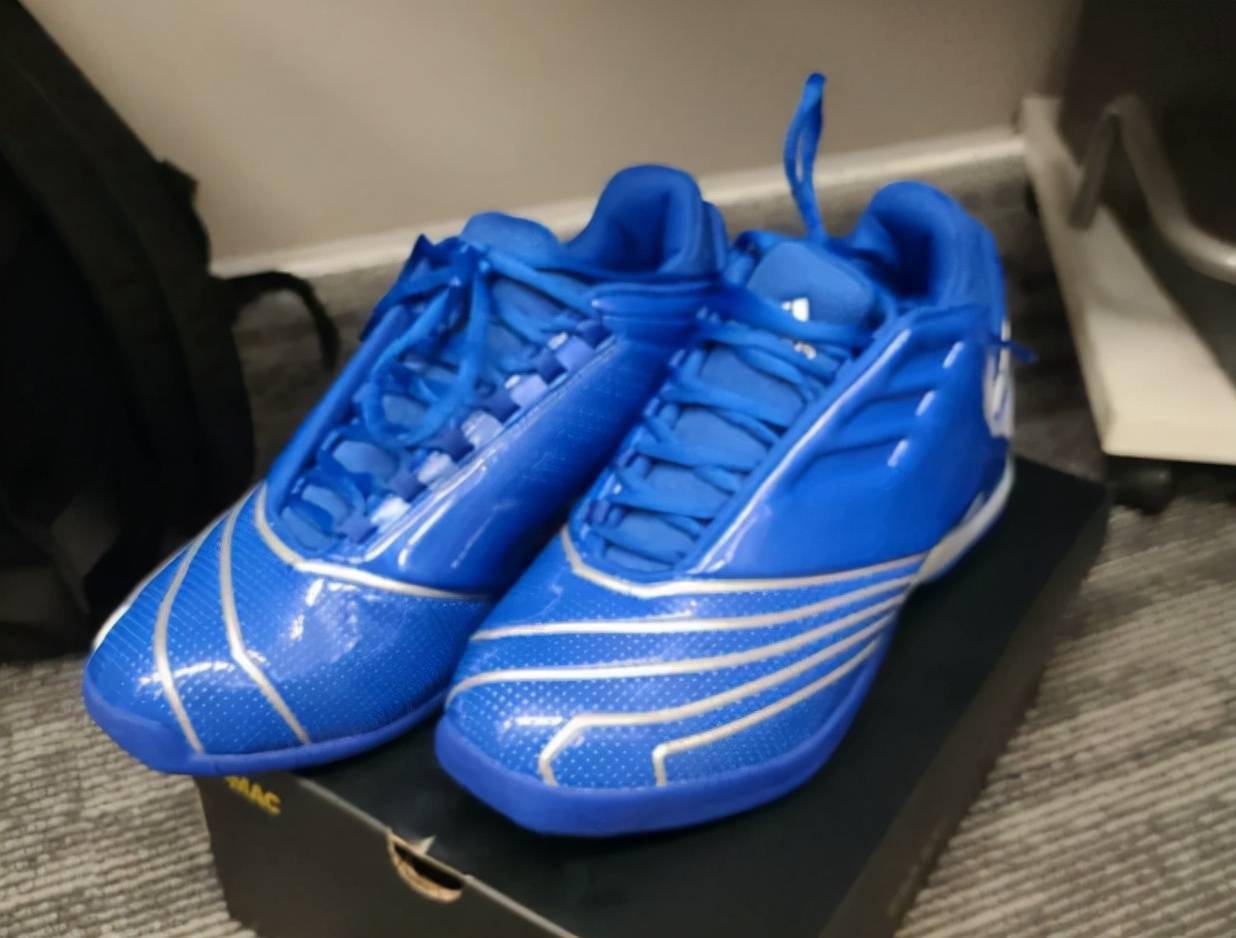 盘点前nba球星麦迪的系列战靴这3双更具收藏价值的球鞋你都有吗